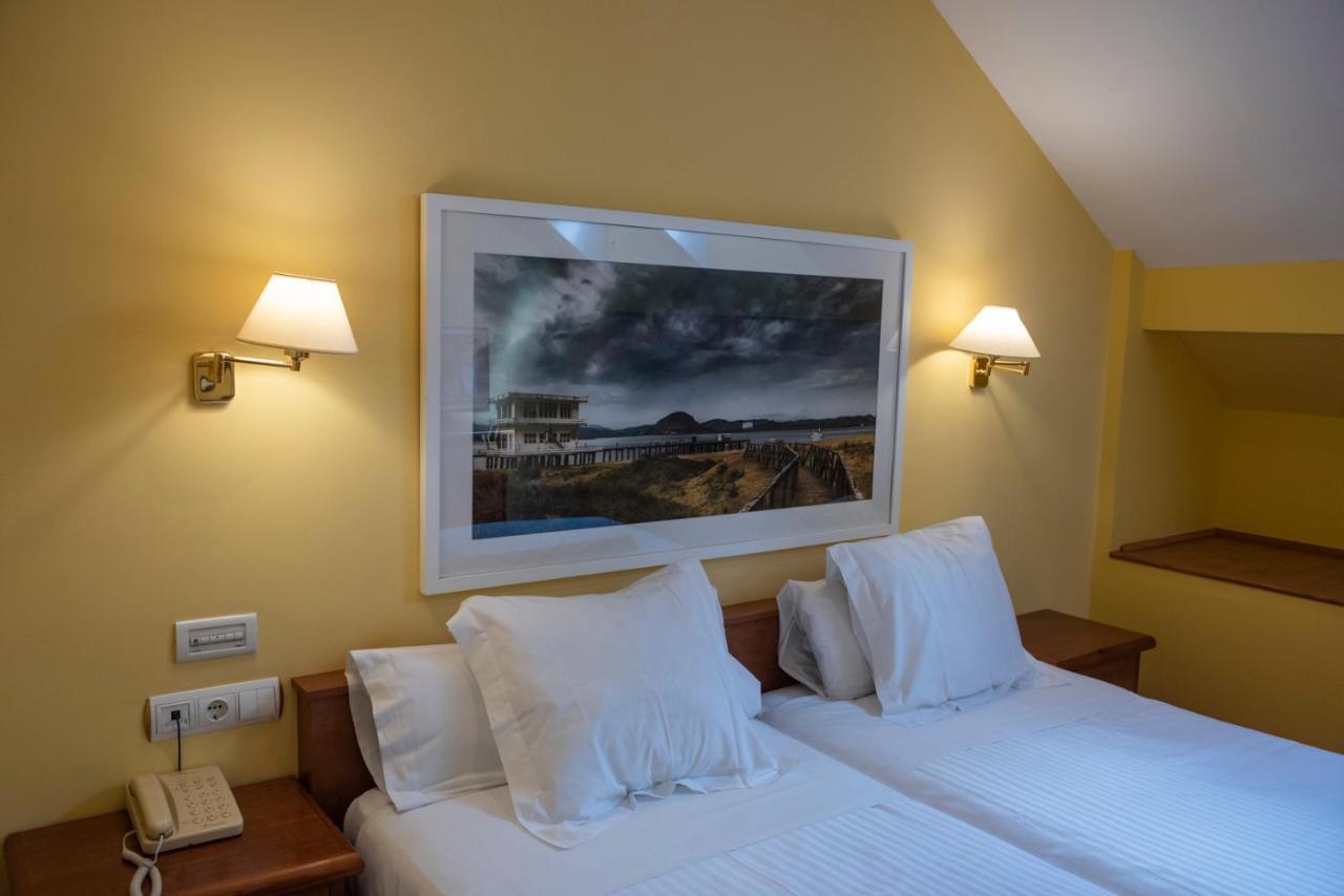 Hotel Faro De San Vicente Сан Висенте де ла Баркера Екстериор снимка