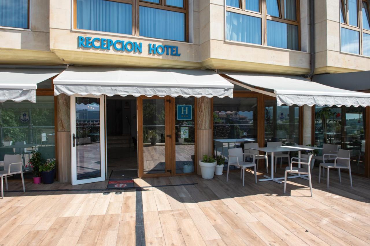 Hotel Faro De San Vicente Сан Висенте де ла Баркера Екстериор снимка