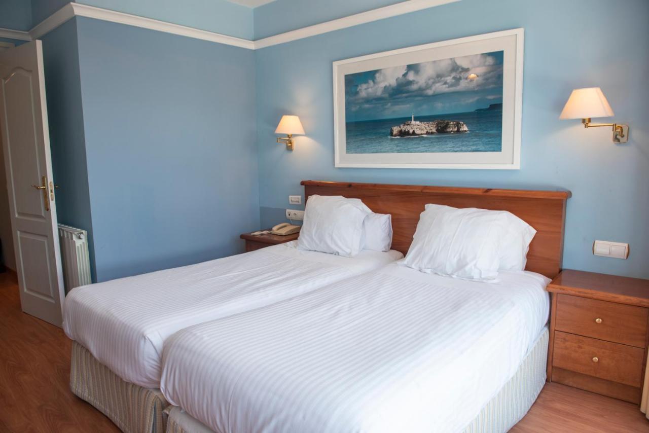 Hotel Faro De San Vicente Сан Висенте де ла Баркера Екстериор снимка